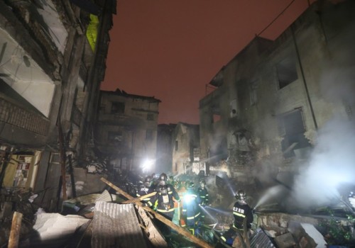 武漢江漢路附近爆炸現(xiàn)場